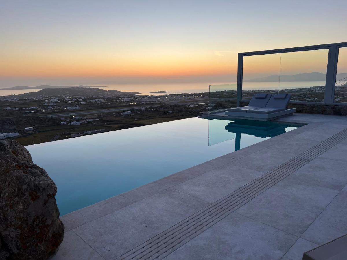 Vila Mykonian Tramonti